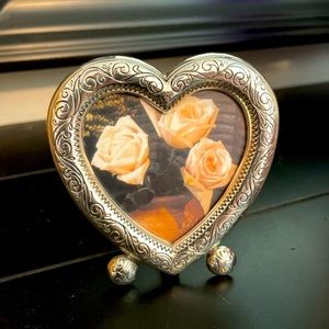 Brighton Heart shape picture frame
